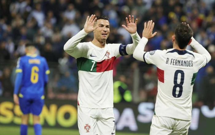 葡萄牙队在欧国联比赛中一路高歌猛进，成为黑马的简单介绍